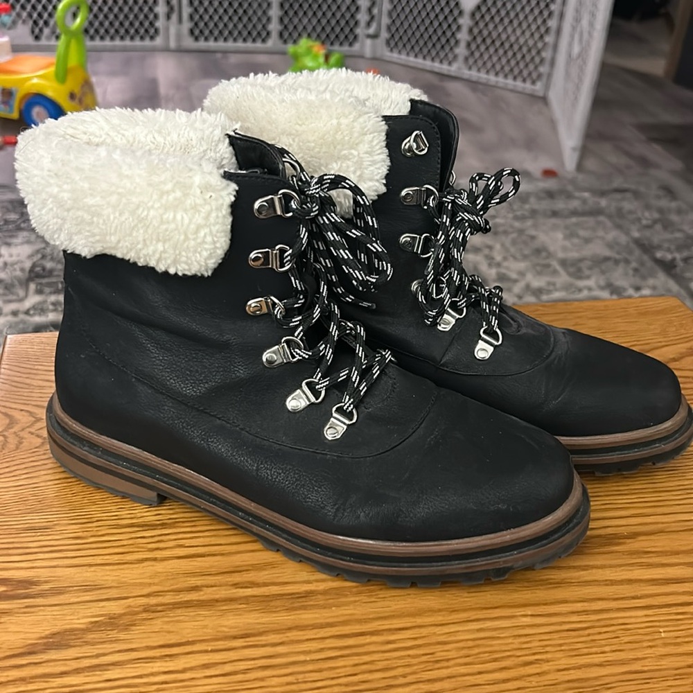 Torrid Shearling Hiker Bootie Size 10